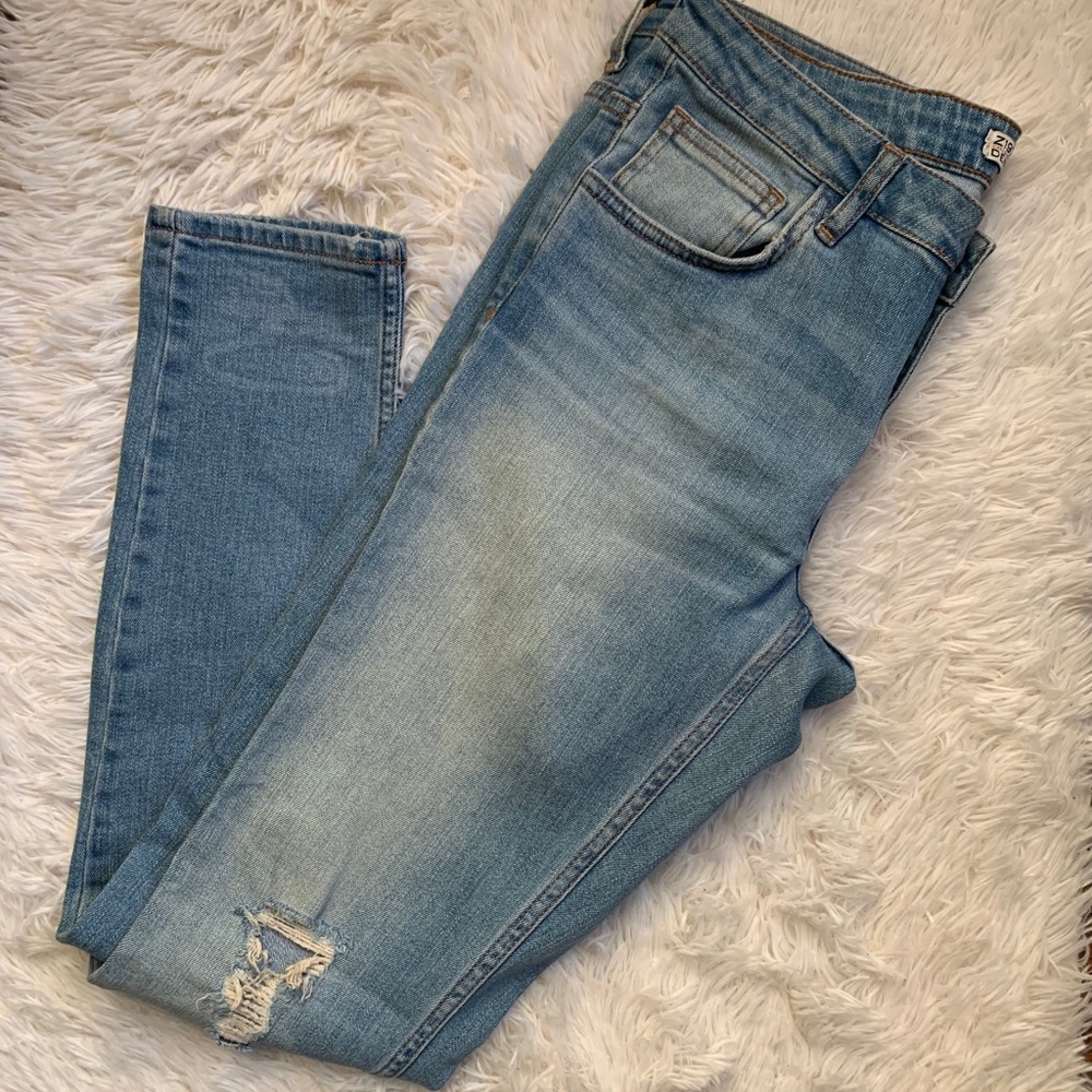 Z1975 Zara Basic Dept Denim